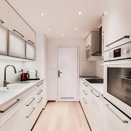 Amavi Mostecka Apartments 아파트