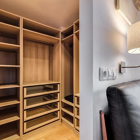 Amavi Mostecka Apartments 아파트